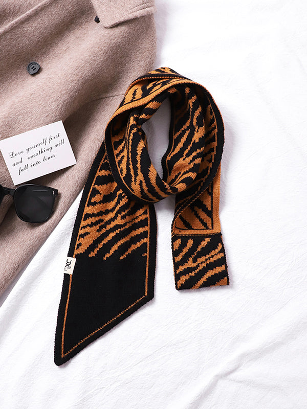 Vale Zaria Zebra Scarf