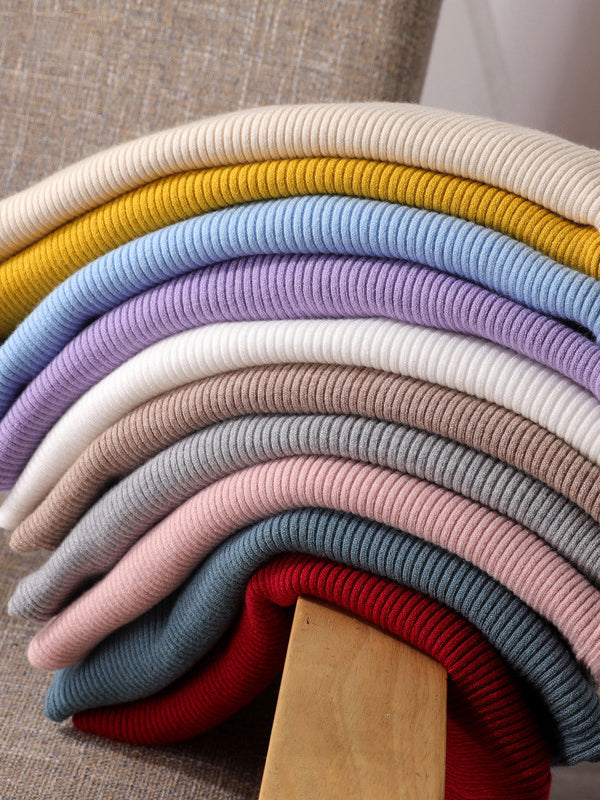 Vera Forme Ribbed Turtleneck