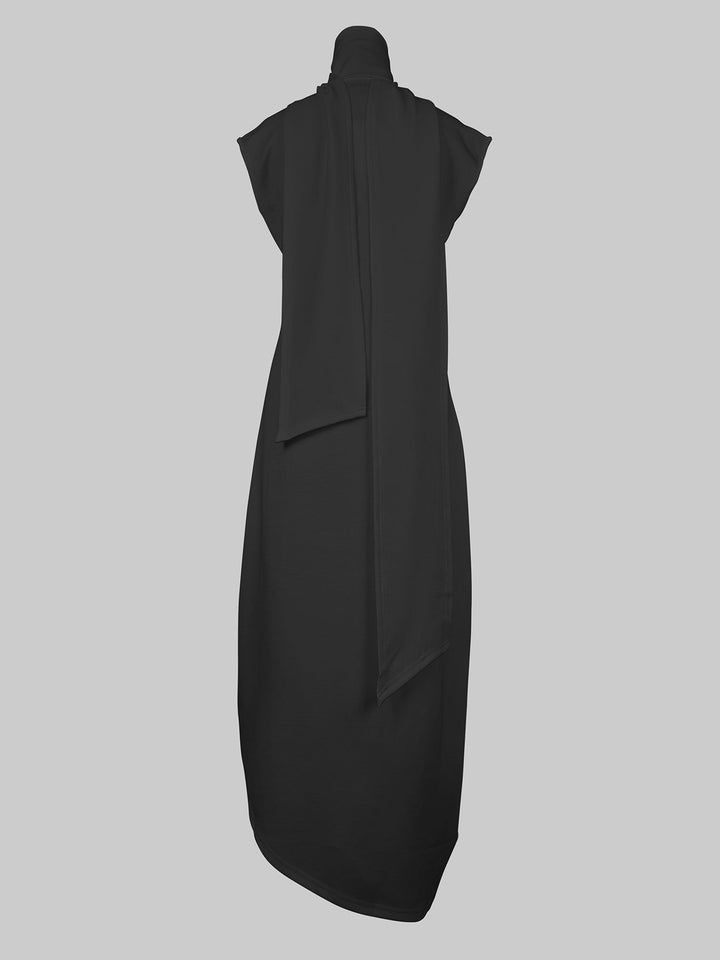 Vera Silhouette Flow Maxi Dress
