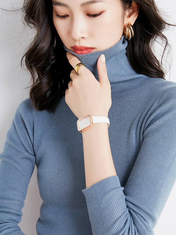 Vera Elin High-Neck Pullover