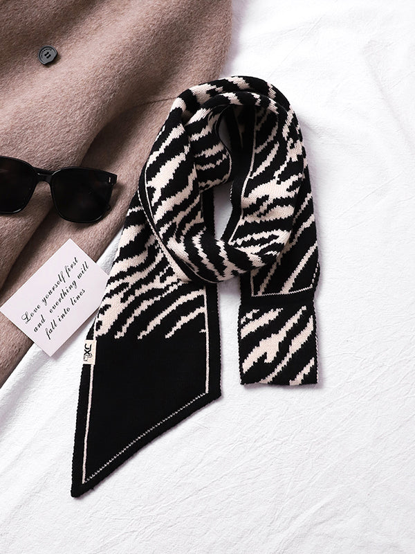 Vale Zaria Zebra Scarf