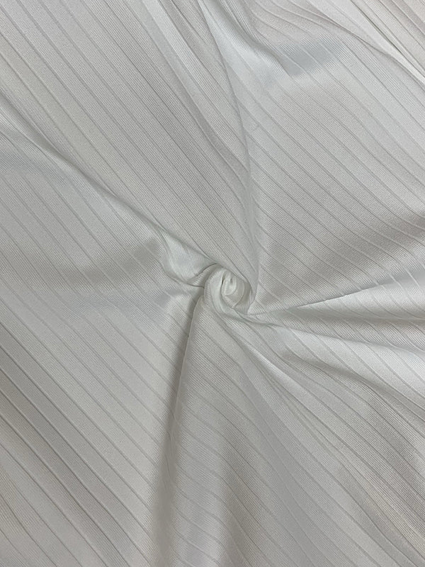 Vera Noir Elegance Maxi Dress