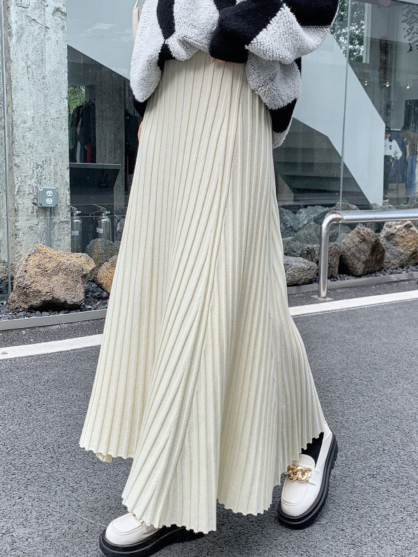 Vera Étoile Pleated Skirt