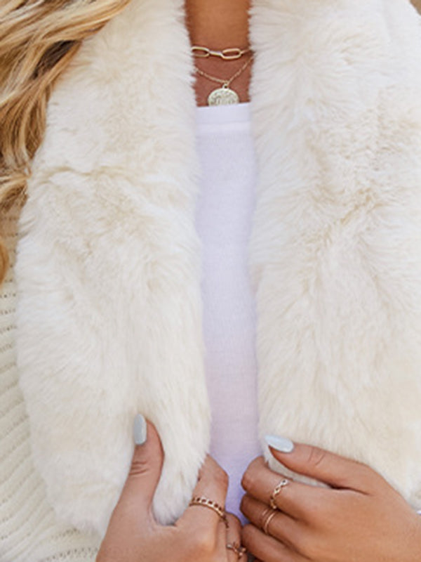 Vera Alora Tasseled Cape