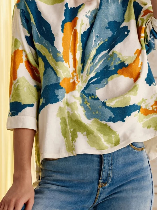 Half Sleeves Loose Contrast Color Flower Print Round-Neck T-Shirts Tops