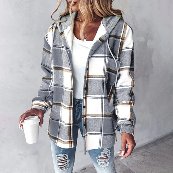 Vera® – Isabelle Cozy Plaid Jacket