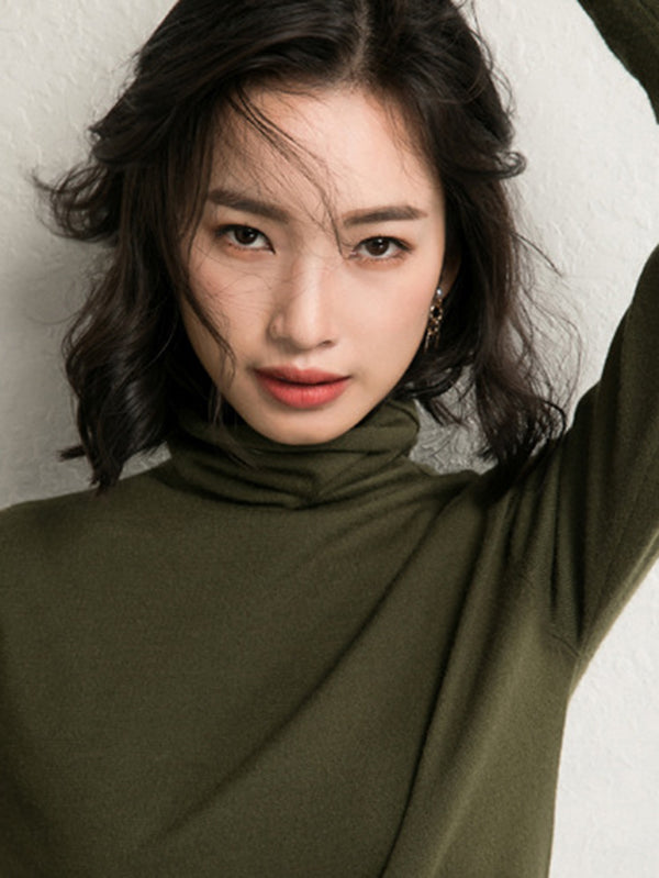 Vera Pure Ease Turtleneck