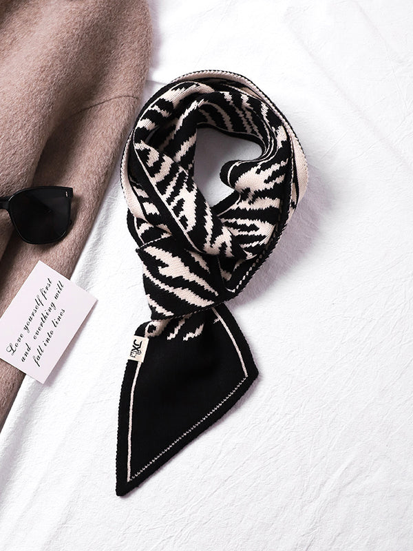 Vale Zaria Zebra Scarf