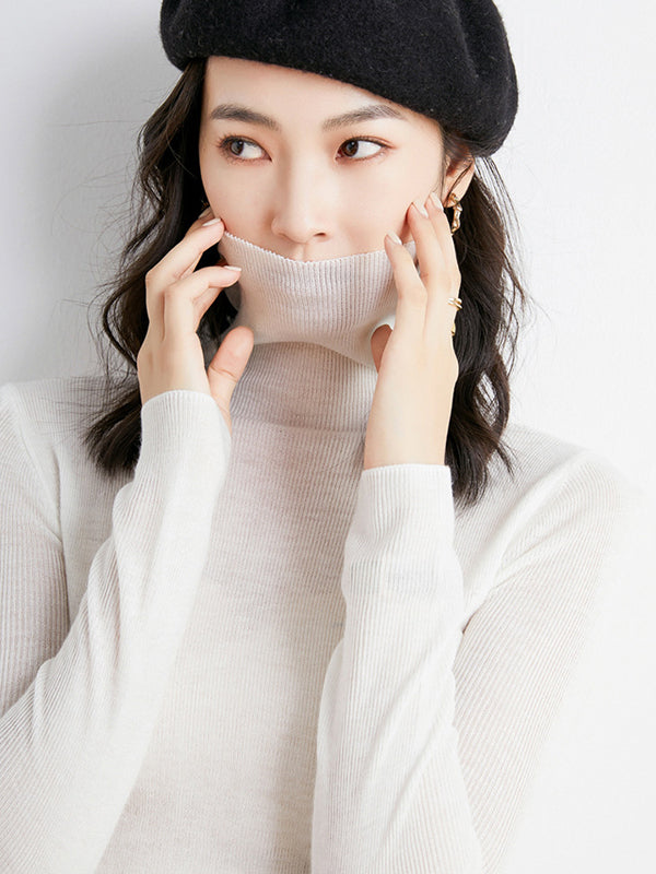 Vera Elin High-Neck Pullover