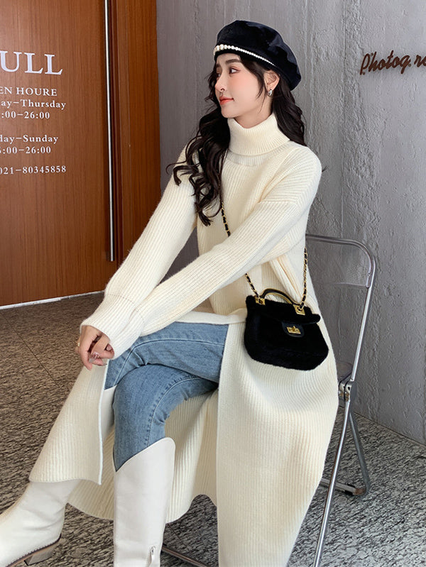 Vera Solenne High-Neck Sweater